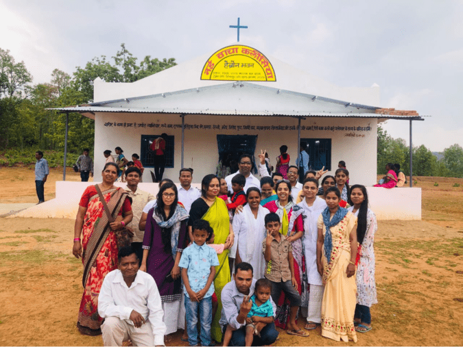 Kuva uudesta rukoushuoneesta Jharkhandissa, Intiassa.